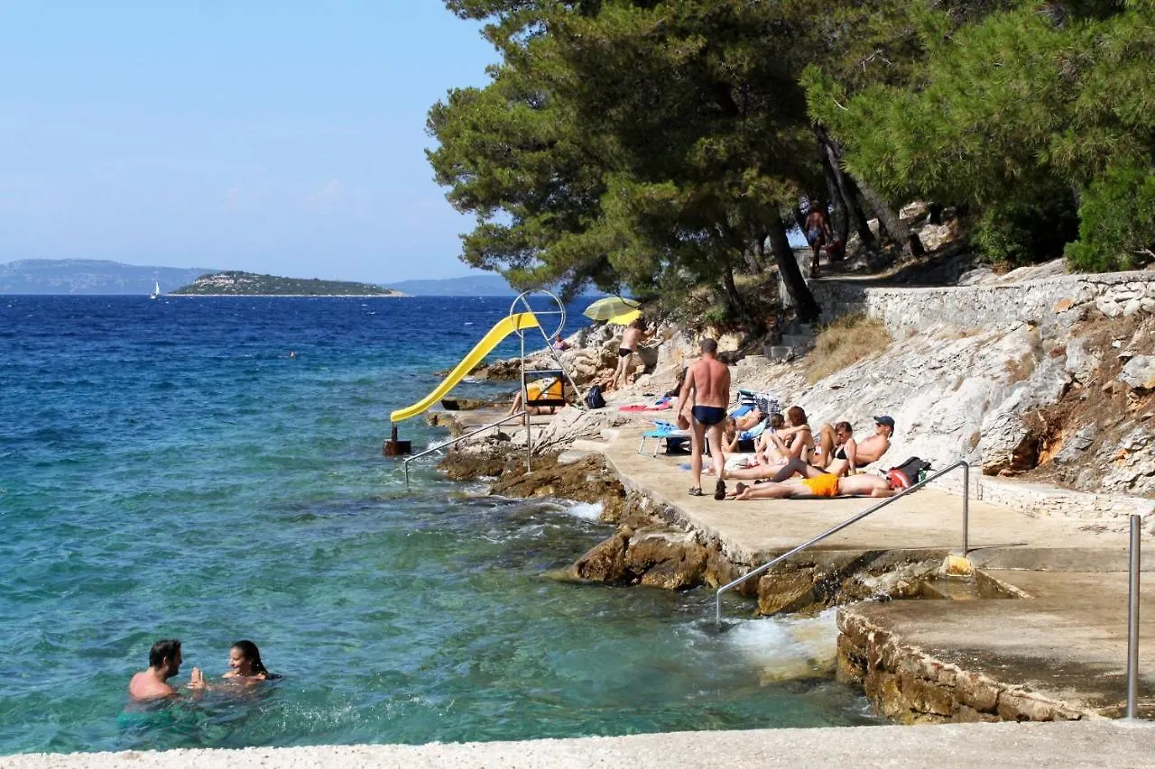 Seaside Secluded Apartments Cove Dragnjevica - Telascica, Dugi Otok - 8140 Sali 0*,  Croatia